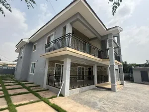 7bdrm House in Tema Community 12, Accra Metropolitan for sale