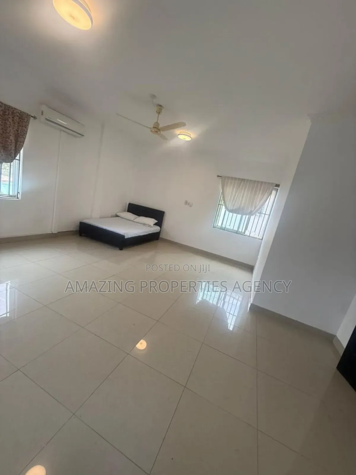 7bdrm House in Tema Community 12, Accra Metropolitan for sale