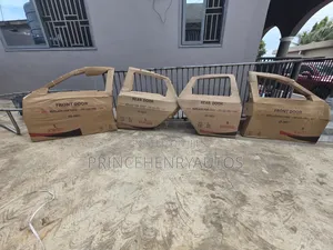 Honda Civic 2022-2026 Doors
