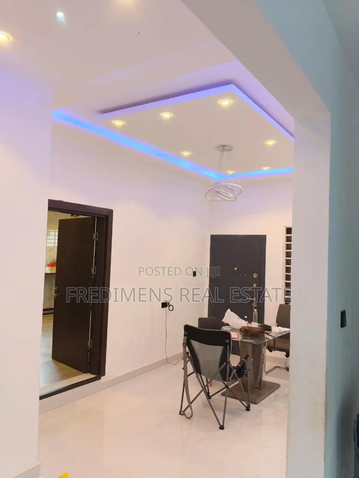 5bdrm House in Fredimens Real, Atwima Kwanwoma for sale