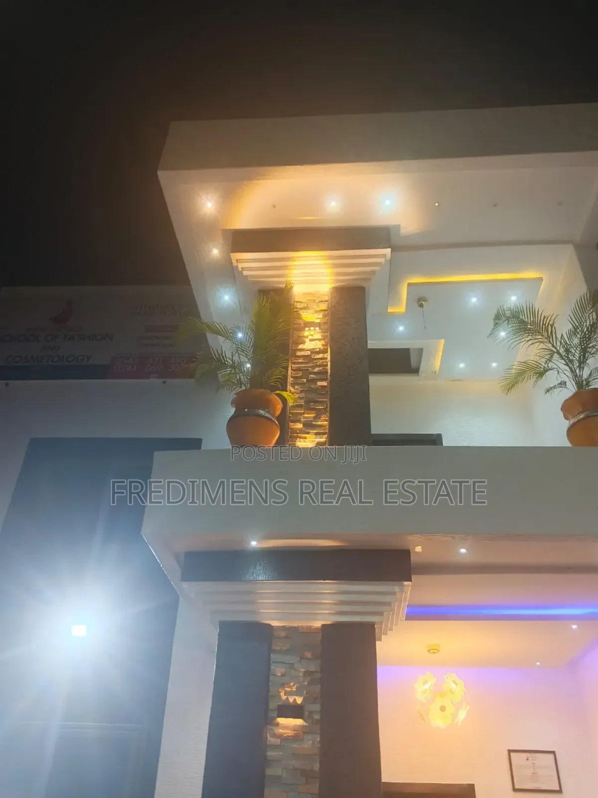 5bdrm House in Fredimens Real, Atwima Kwanwoma for sale