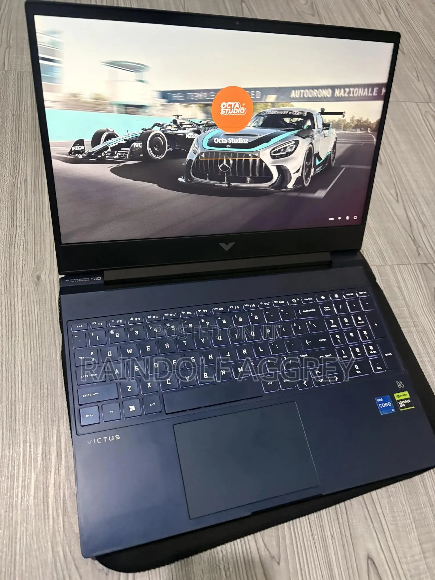 Laptop HP Victus 15 8GB Intel Core i5 SSD 1T