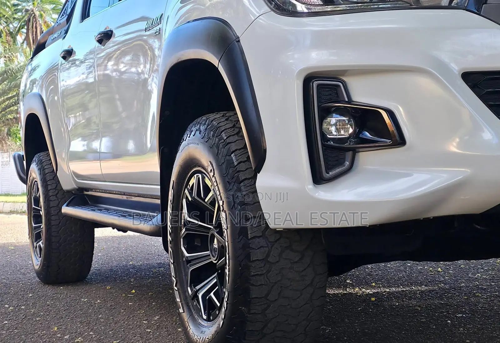 New Toyota Hilux 2025 White