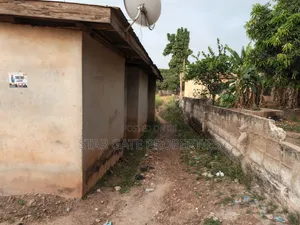 6bdrm House in Kronum Afrancho, Kumasi Metropolitan for sale
