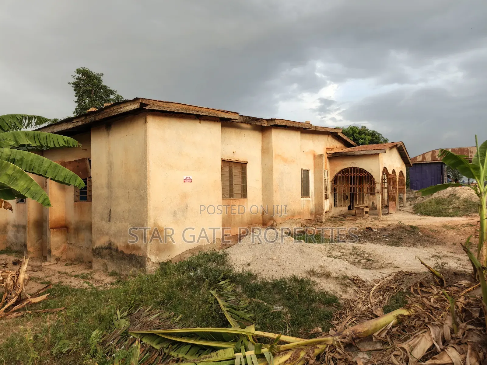 6bdrm House in Kronum Afrancho, Kumasi Metropolitan for sale