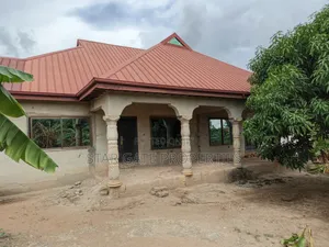 4bdrm House in Afrancho New Site., Kumasi Metropolitan for sale