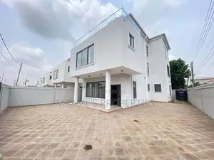 4bdrm Duplex in Roman Ridge for sale
