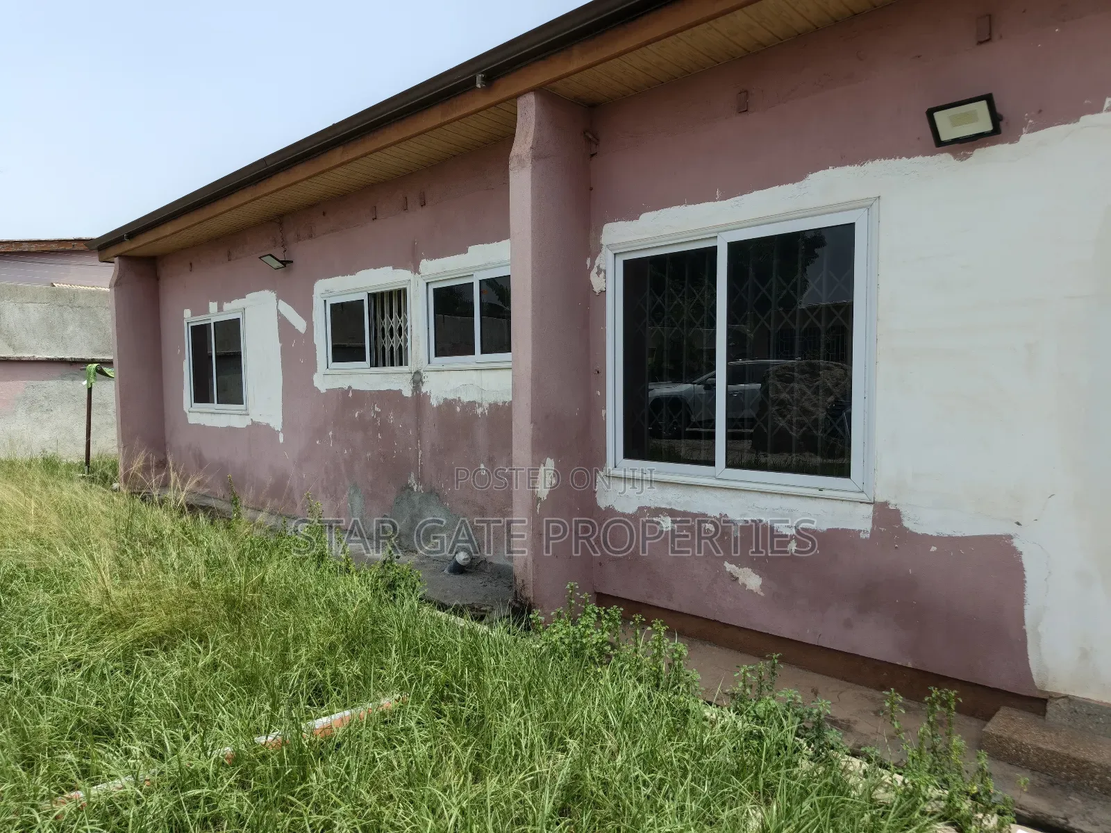 3bdrm House in Near Kumasi Airport for sale