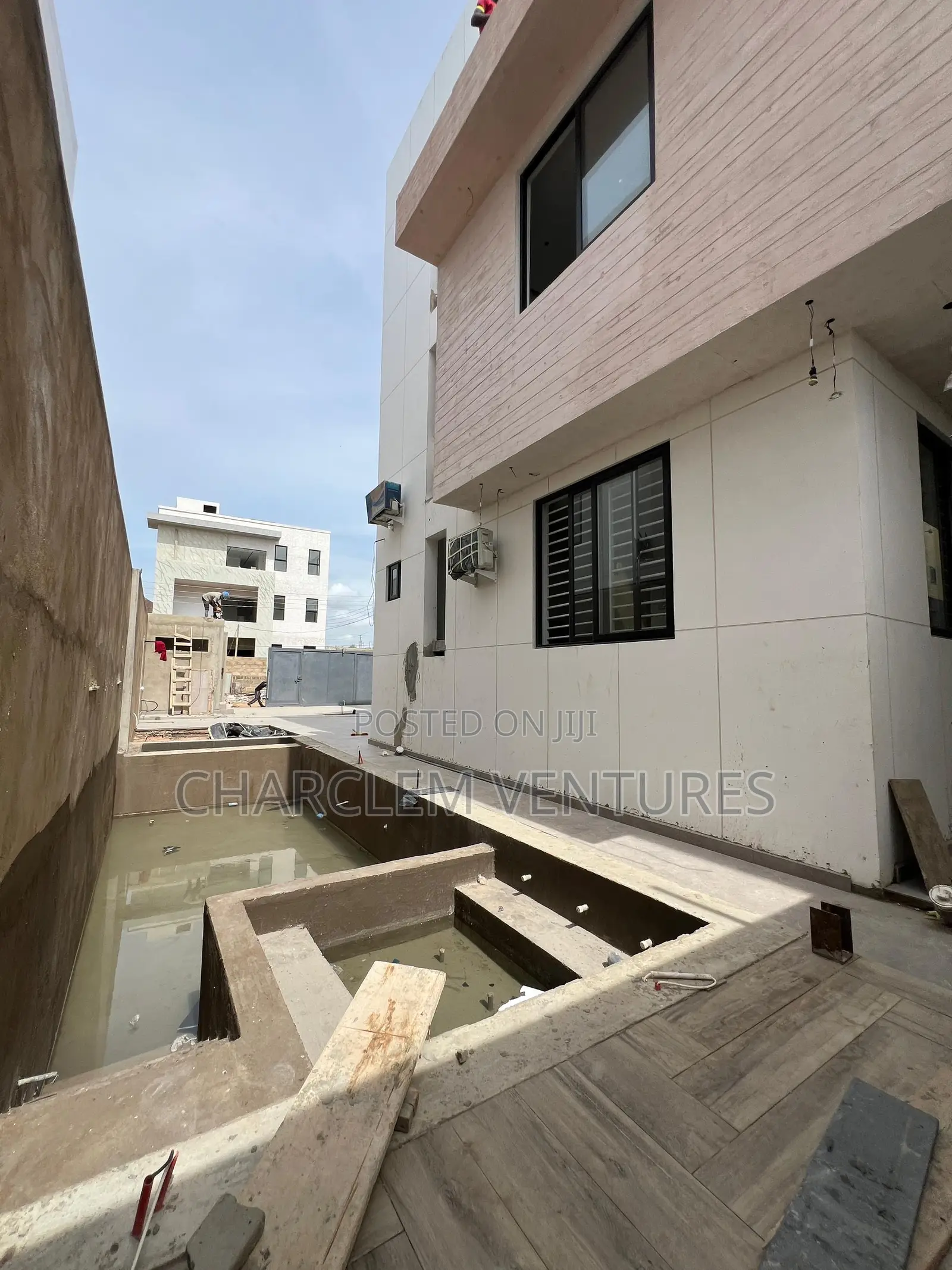 6bdrm House in Charclem Ventures, Accra Metropolitan for sale