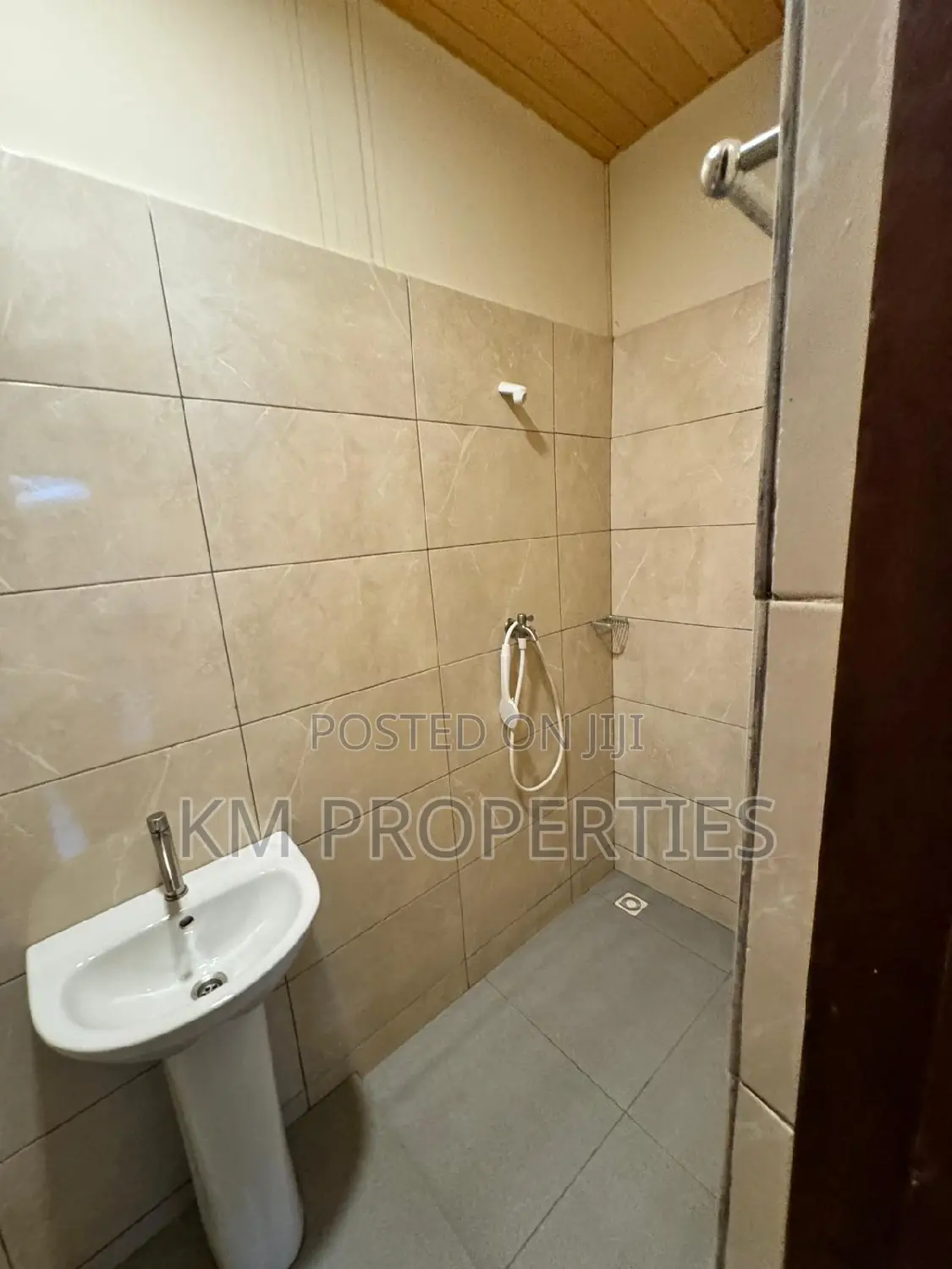 Furnished 3bdrm Duplex in Haatso for rent