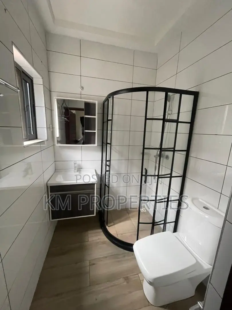 Furnished 3bdrm Duplex in West Legon for rent