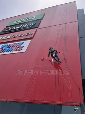 General Highrise Buildings Cleaning