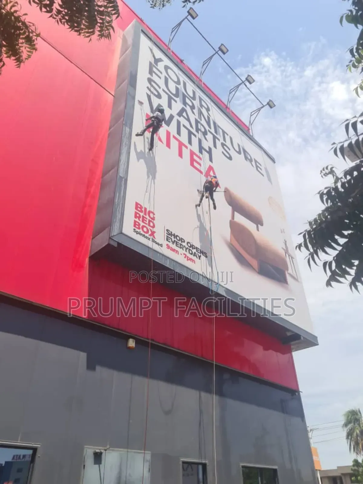 General Highrise Buildings Cleaning