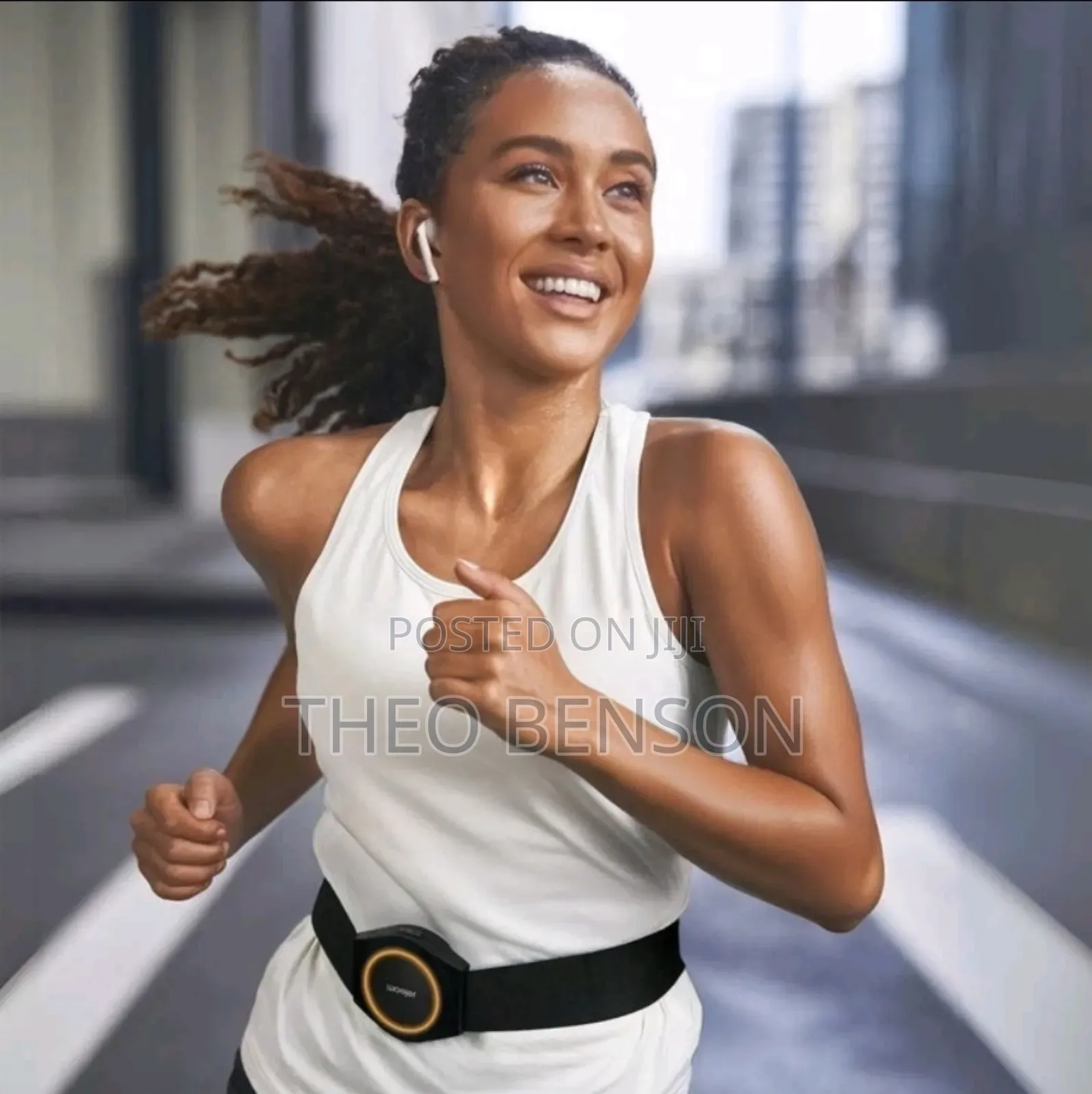 Woojer Hi-Fi Haptic Body Strap 4