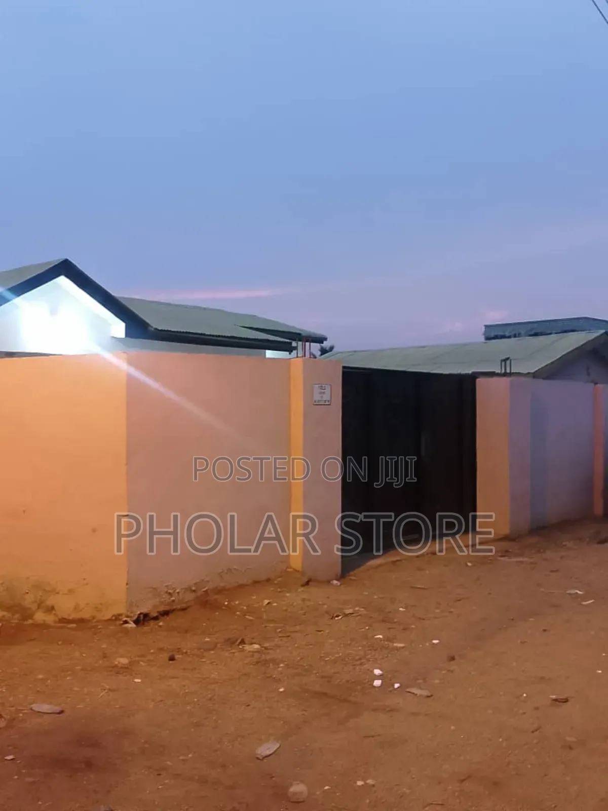 2bdrm Bungalow in Weija Ndc for rent