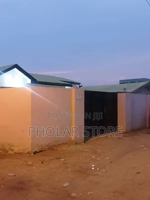 2bdrm Bungalow in Weija Ndc for rent