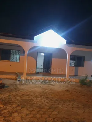 2bdrm Bungalow in Weija Ndc for rent
