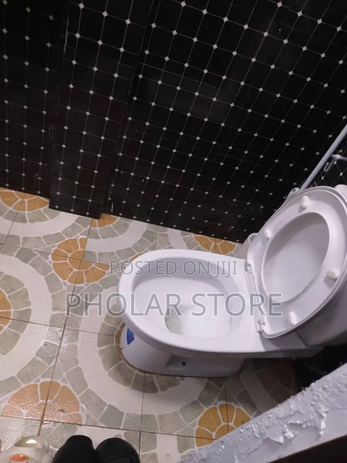 2bdrm Bungalow in Weija Ndc for rent