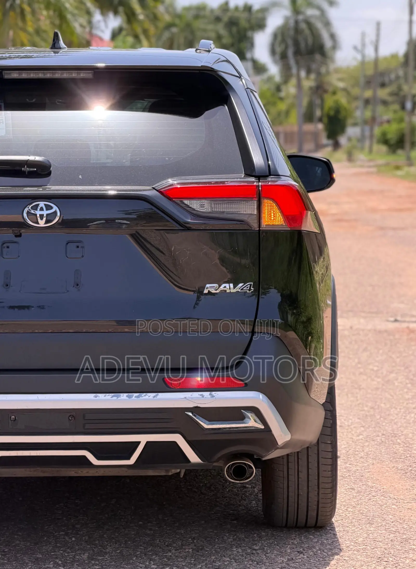 Toyota RAV4 Limited 2021 Black