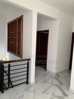 4bdrm Duplex in Lesmon Investment, Papaye for rent