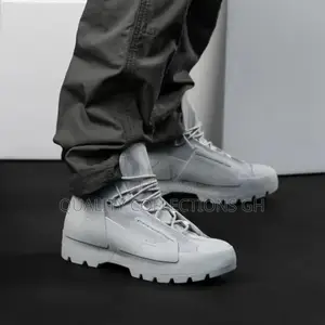 Chuck Taylor All Star Lugged Hi a C W