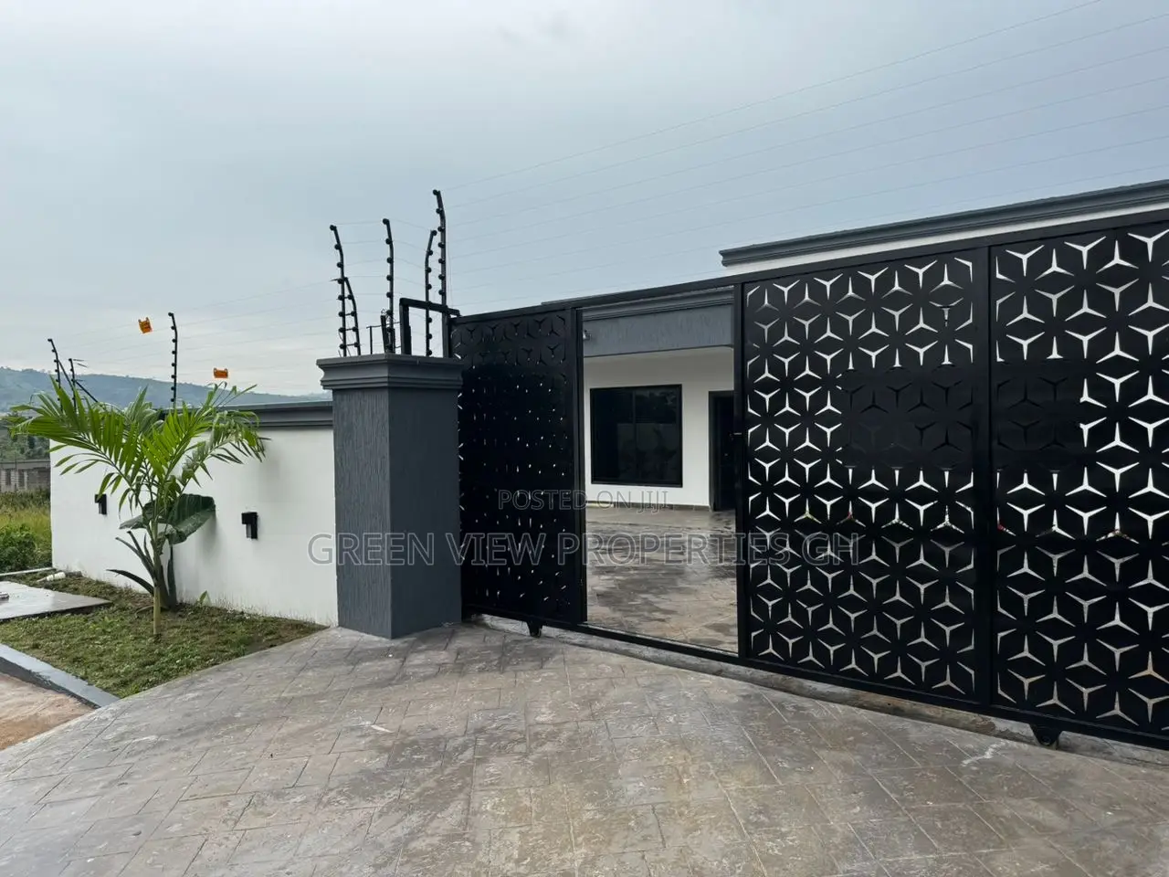 3bdrm House in Amasaman for sale