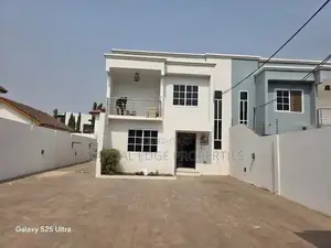 4bdrm Duplex in Adjiriganor for rent