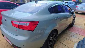 Kia Pride 2012 Gray