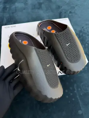 Nike Mind 001 in Colours