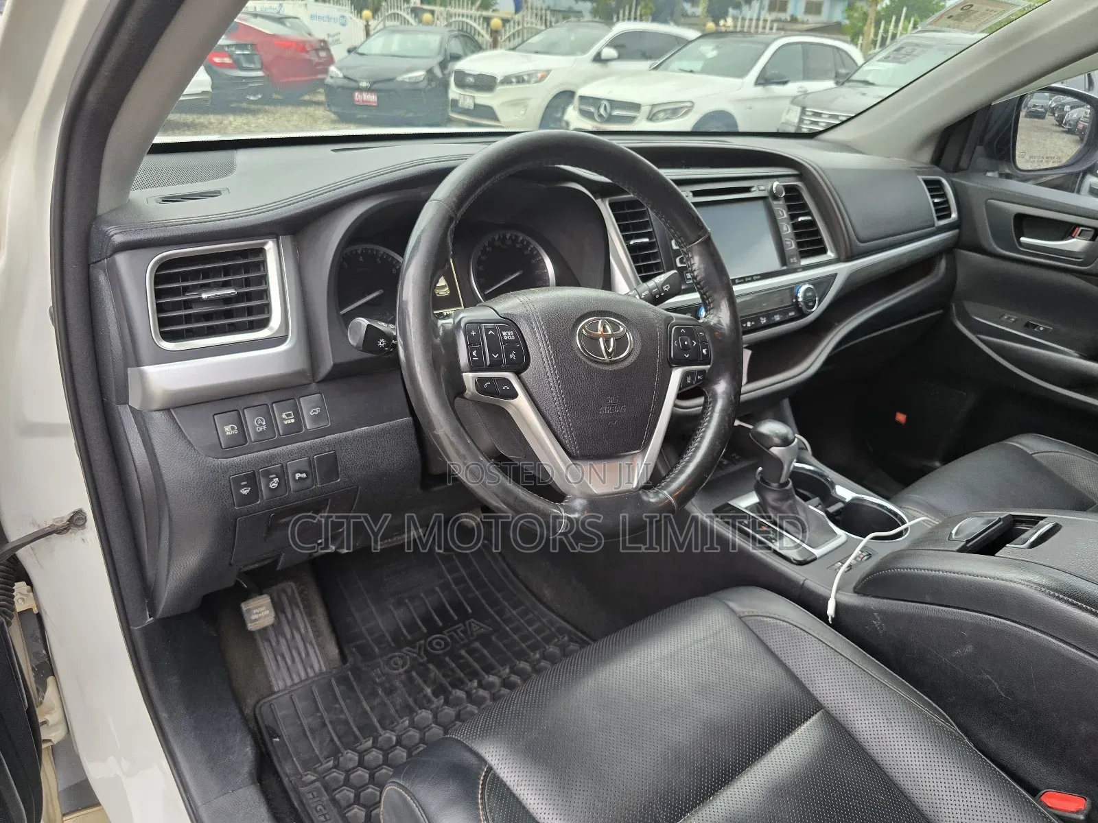 Toyota Highlander Limited 4x4 V6 (3.5L 6cyl 8A) 2017 White