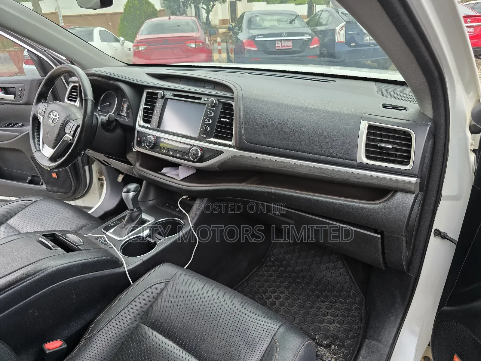 Toyota Highlander Limited 4x4 V6 (3.5L 6cyl 8A) 2017 White