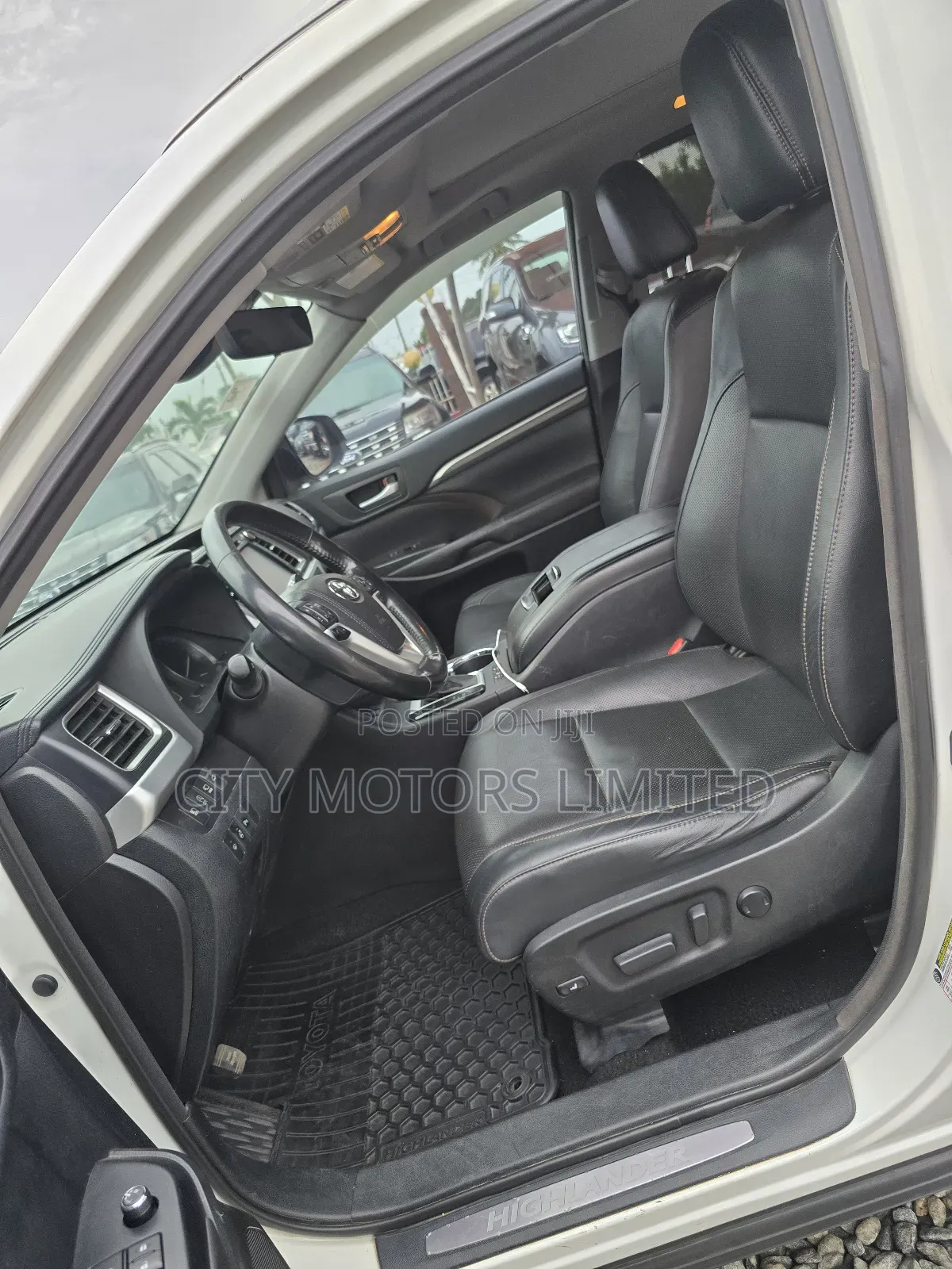 Toyota Highlander Limited 4x4 V6 (3.5L 6cyl 8A) 2017 White