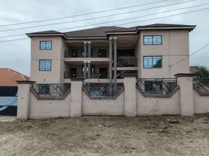 18bdrm Apartment in 18 Bedrooms, Kumasi Metropolitan for sale