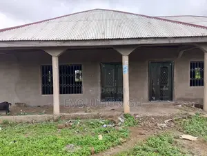 6bdrm House in Kintampo South for sale