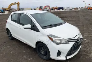 Toyota Yaris LE Hatchback 5dr 2016 Off white