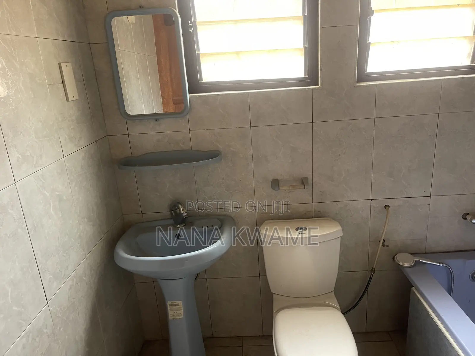 Furnished 4bdrm House in Richmoni Estate, Kumasi Metropolitan for sale