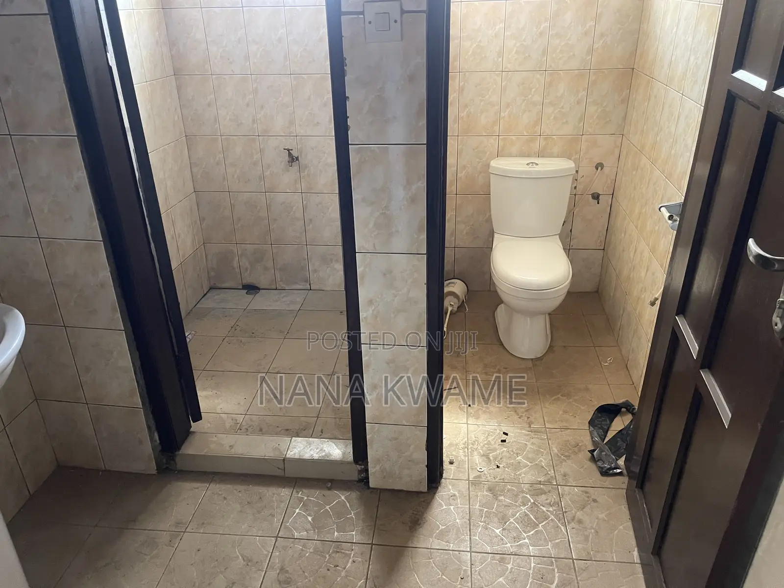 Furnished 4bdrm House in Richmoni Estate, Kumasi Metropolitan for sale