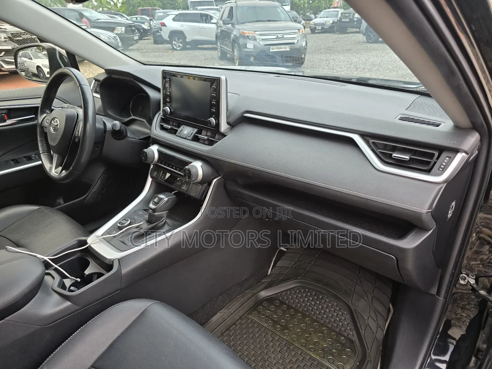 Toyota RAV4 Limited 2021 Black