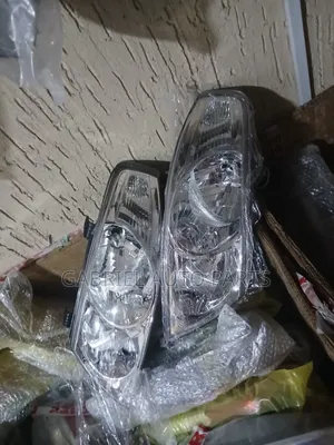Nissan Sunny 2008 Headlight