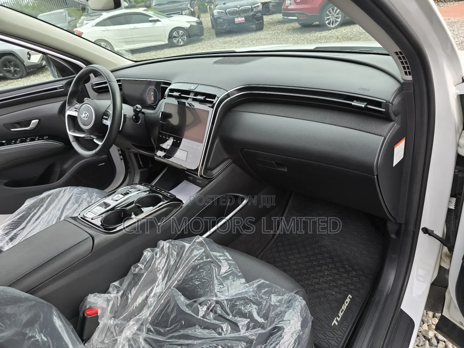 Hyundai Tucson Limited 2024 White
