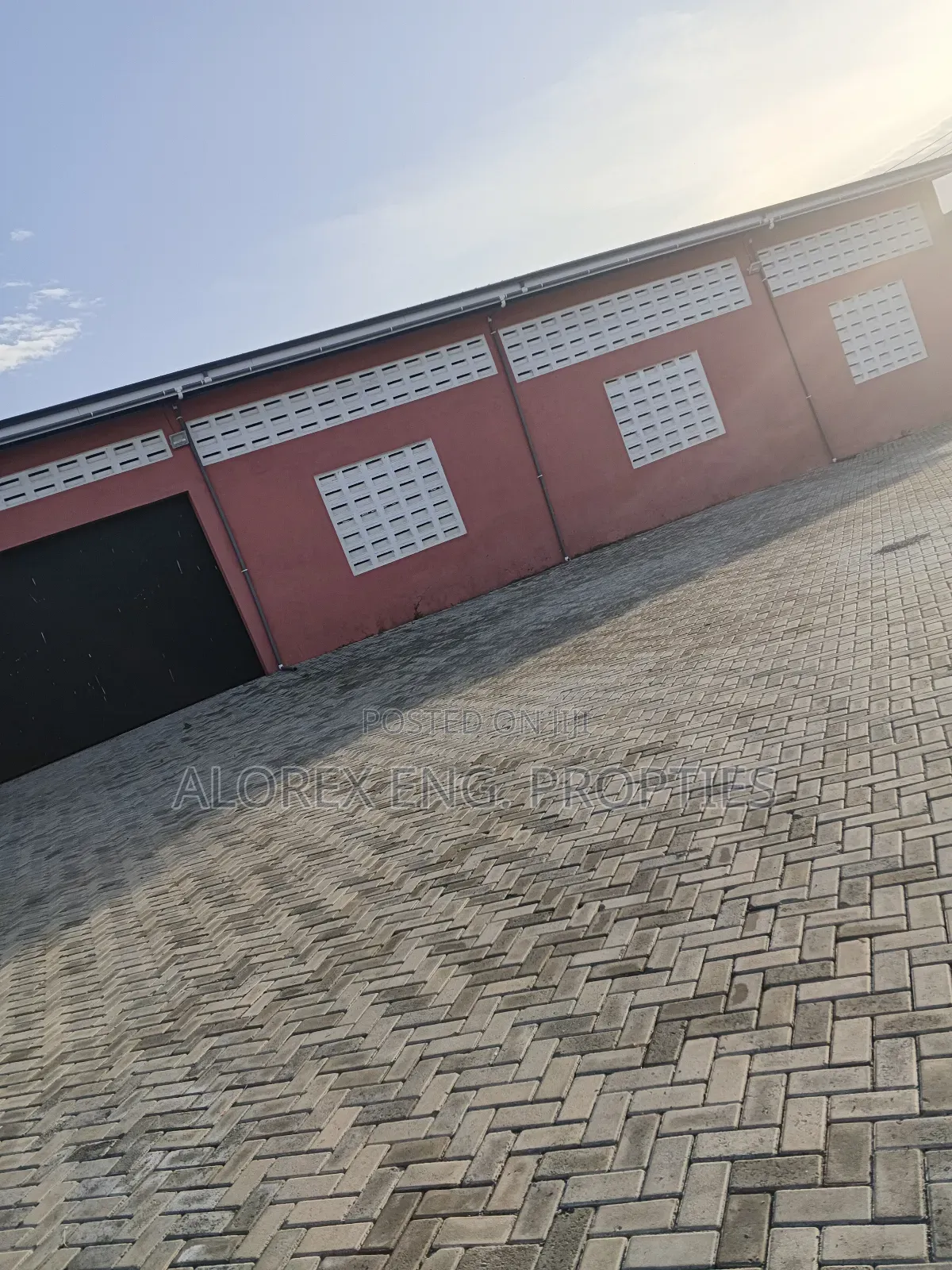 Warehouse for Rent at Dawhenya