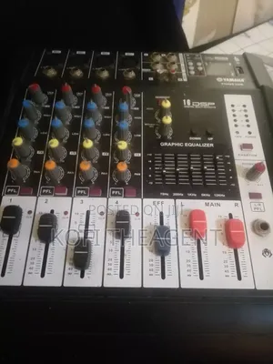 Yamaha Ph400 Powered 4channel Mixer