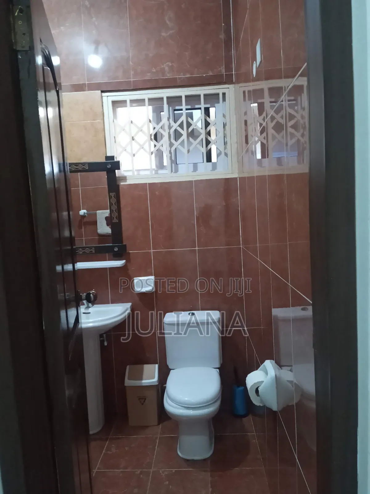 Furnished 2bdrm Apartment in Dulo Imex Apartments, Spintex for rent