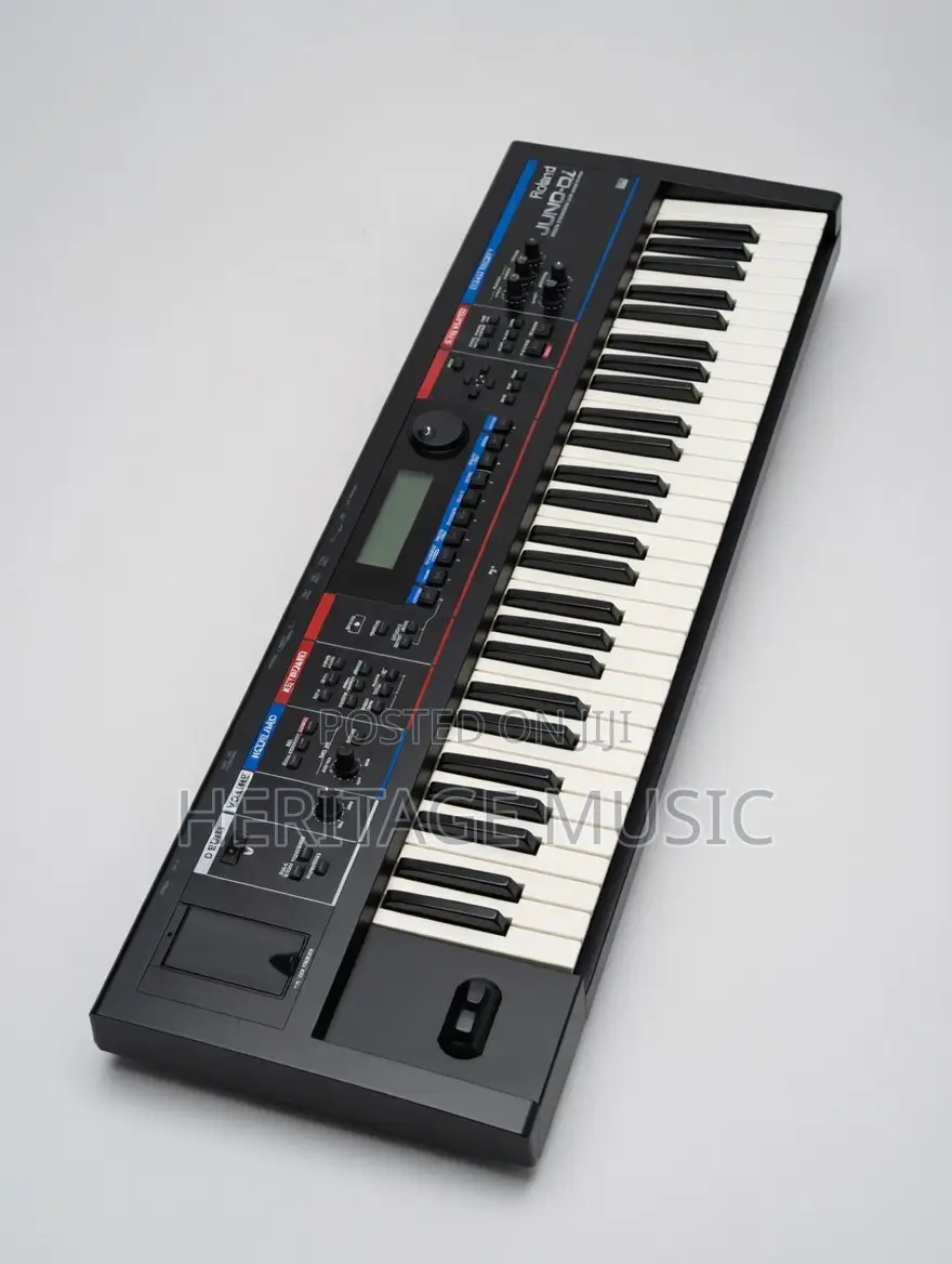 Roland Juno D1