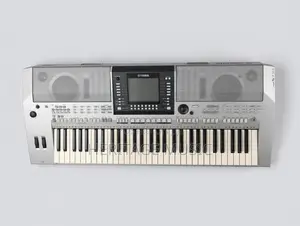 Yamaha PSR S710