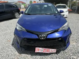 Toyota Corolla 2018 Blue