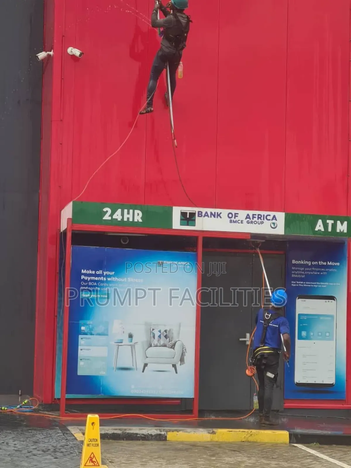 Urgent Window Glass Facade Cleaning