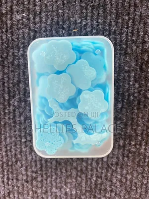 100pcs/Box Disposable Cute Mini Flower Shape Paper Soap