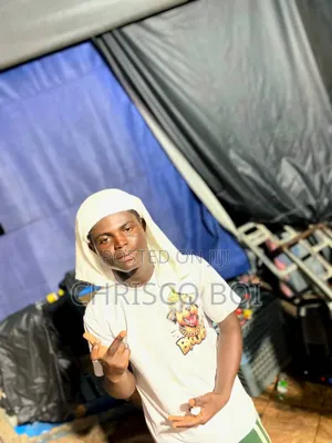 Houseboy With Accommodation