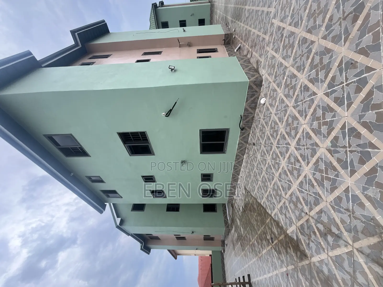 2bdrm Apartment in Dansoman for rent
